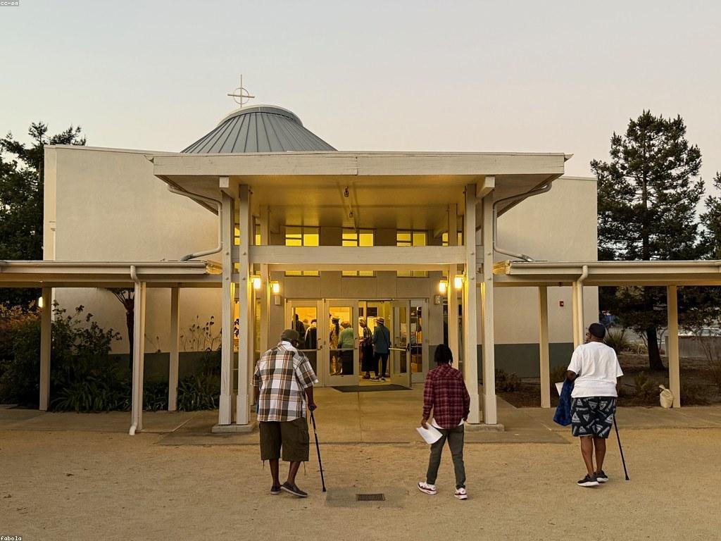 សារៈសំខាន់នៃឯកសារជំនួយក្នុងការអប់រំ